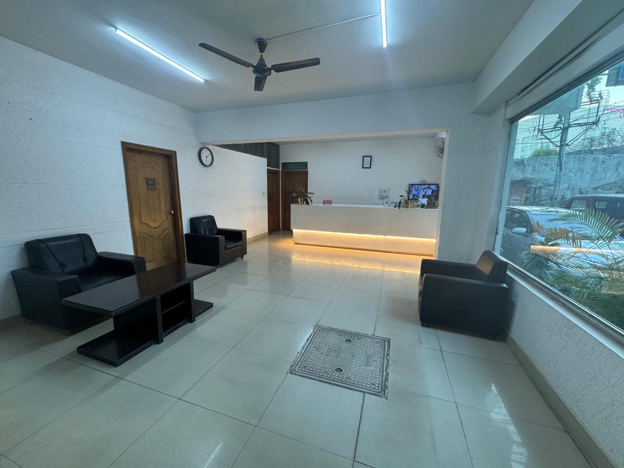 Jn Guestline Hotell Devanahalli Eksteriør bilde